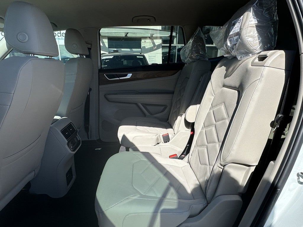 2026 Volkswagen Atlas 2.0T SE w/Technology 4MOTION