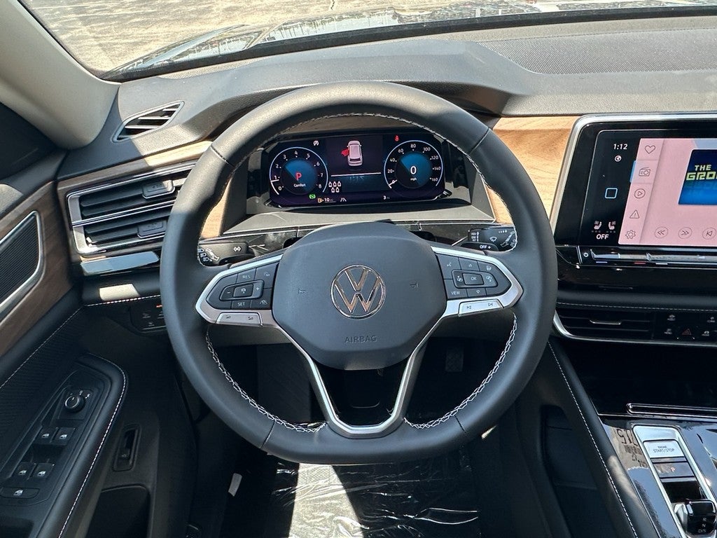 2026 Volkswagen Atlas 2.0T SE w/Technology 4MOTION