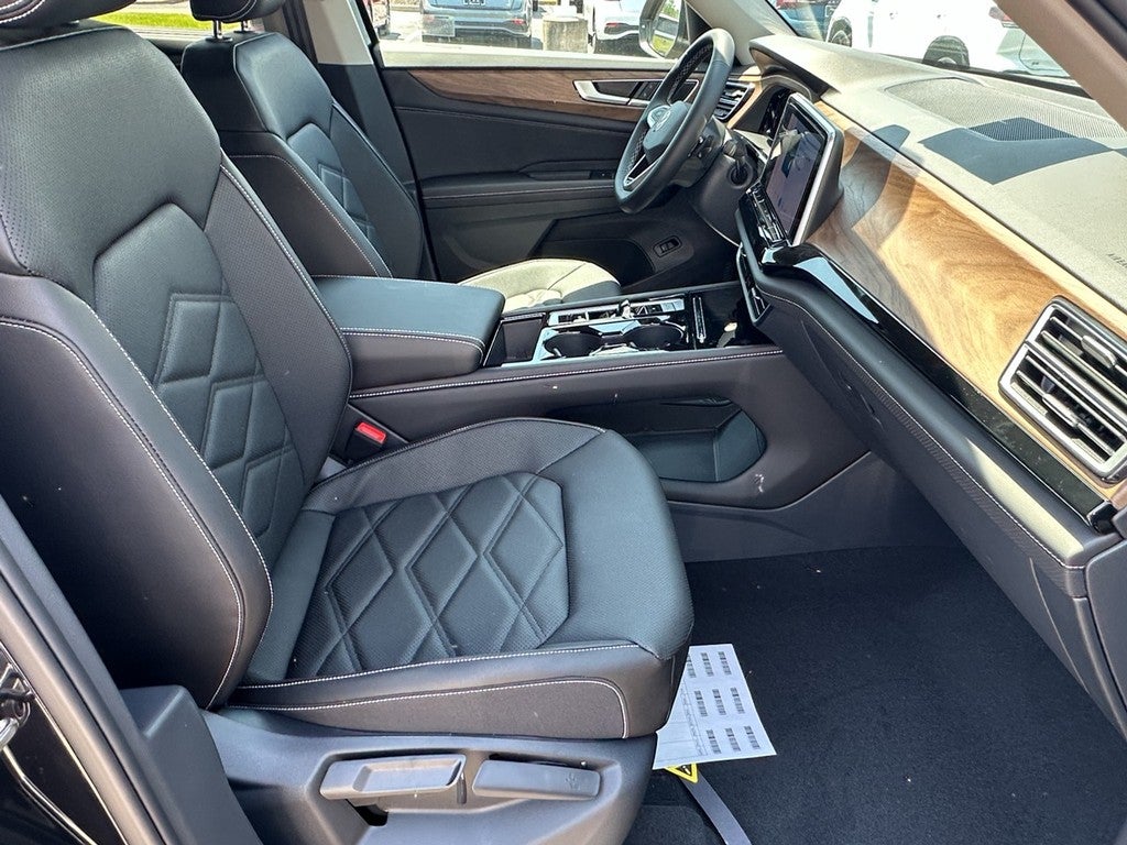 2026 Volkswagen Atlas 2.0T SE w/Technology 4MOTION