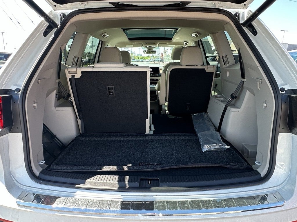 2026 Volkswagen Atlas 2.0T SE w/Technology FWD
