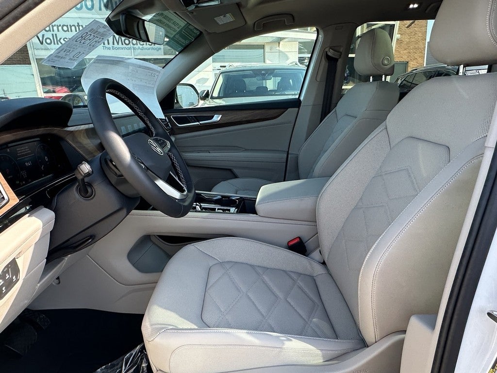 2026 Volkswagen Atlas 2.0T SE w/Technology FWD