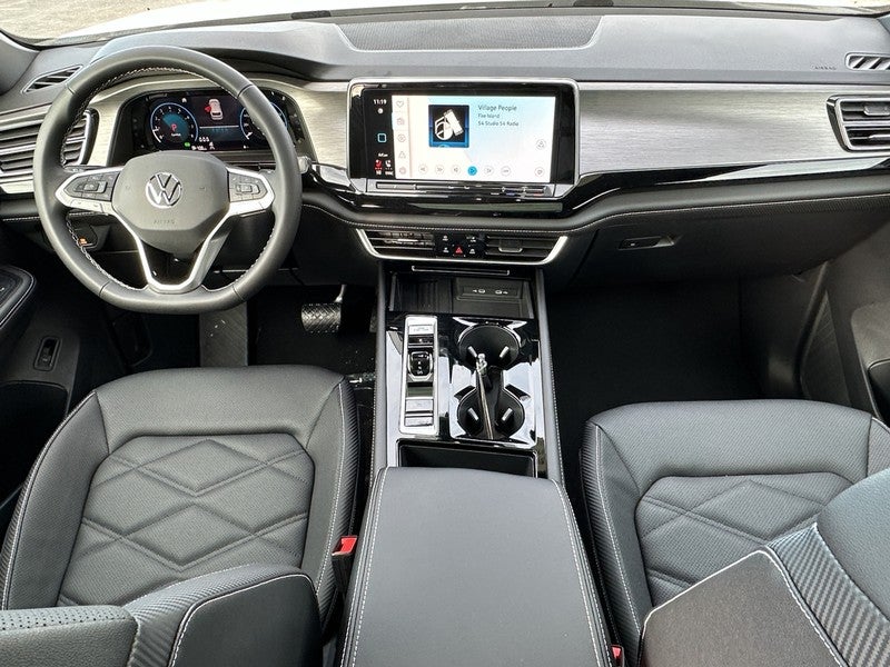 2026 Volkswagen Atlas Cross Sport 2.0T SE w/Technology 4MOTION