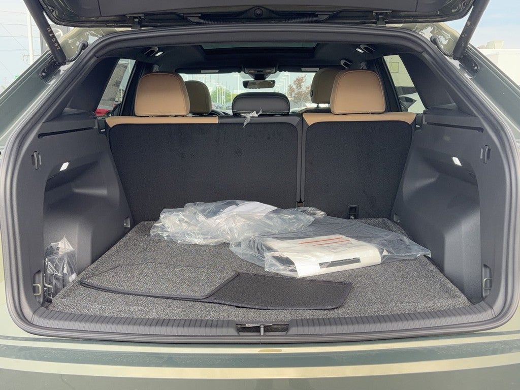 2026 Volkswagen Atlas Cross Sport 2.0T SE w/Technology 4MOTION
