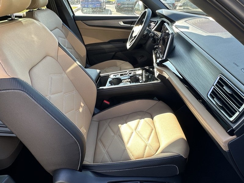 2026 Volkswagen Atlas Cross Sport 2.0T SE w/Technology 4MOTION