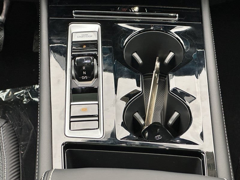 2026 Volkswagen Atlas Cross Sport 2.0T SE w/Technology 4MOTION