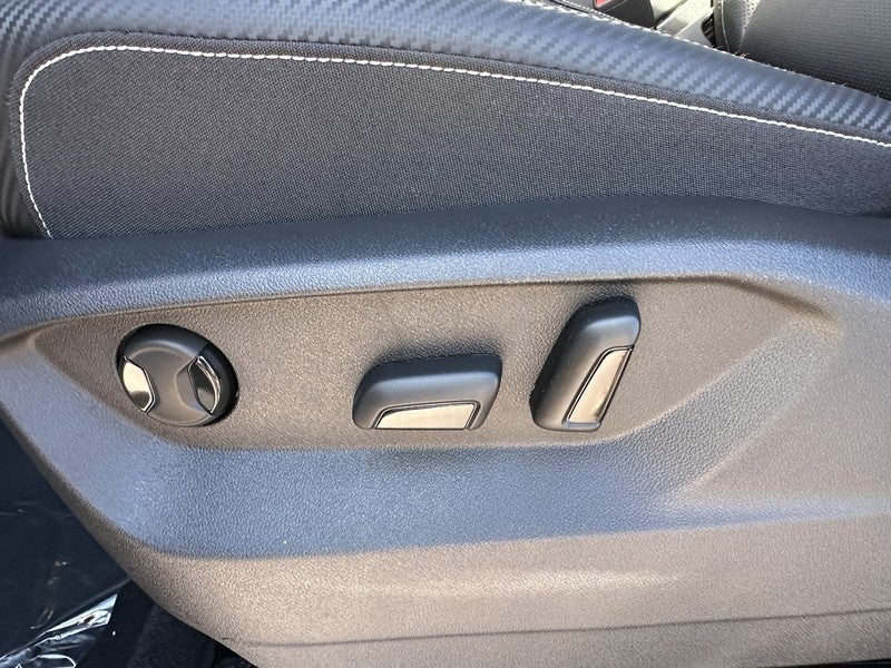 2026 Volkswagen Atlas Cross Sport 2.0T SE w/Technology 4MOTION