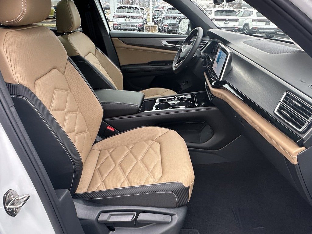 2026 Volkswagen Atlas Cross Sport 2.0T SE w/Technology 4MOTION