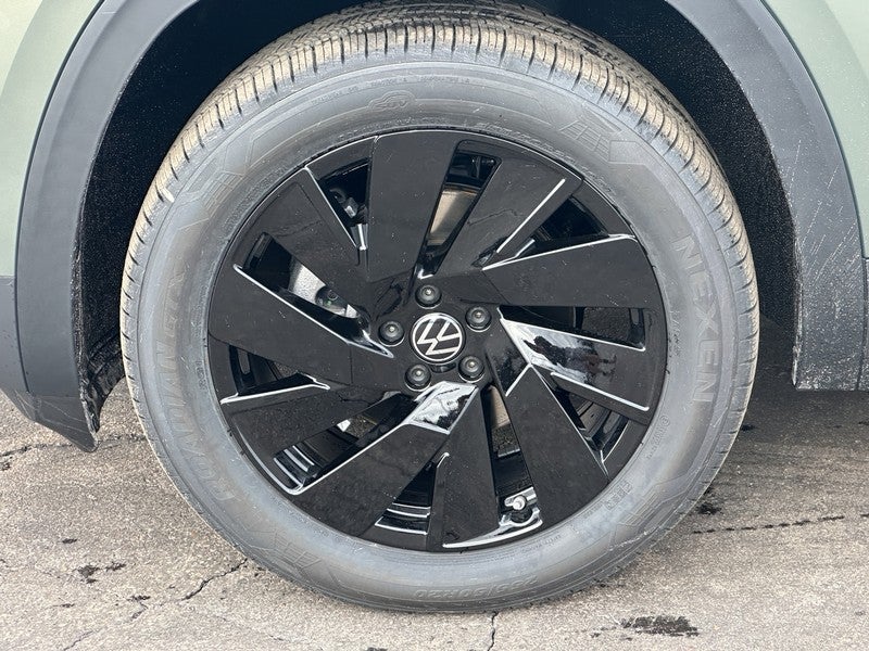 2026 Volkswagen Atlas Cross Sport 2.0T SE w/Technology 4MOTION