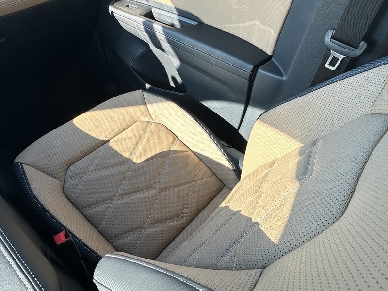 2026 Volkswagen Atlas Cross Sport 2.0T SE w/Technology 4MOTION