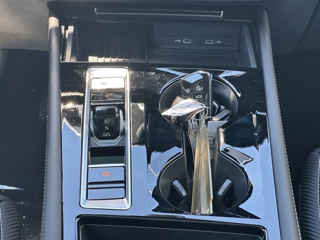 2026 Volkswagen Atlas Cross Sport 2.0T SE w/Technology 4MOTION