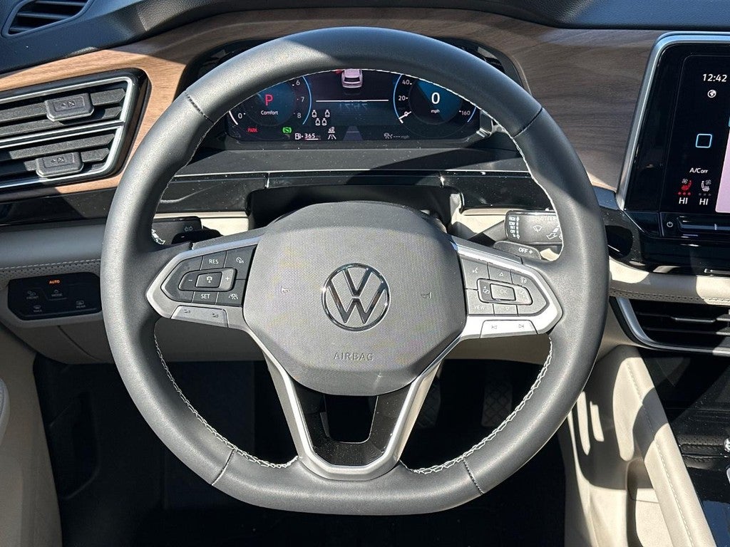 2026 Volkswagen Atlas 2.0T SE w/Technology 4MOTION