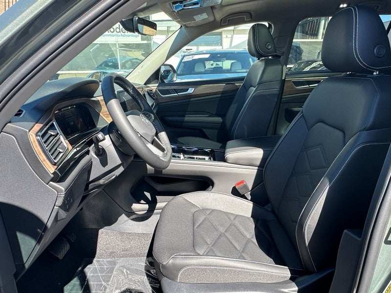 2026 Volkswagen Atlas 2.0T SE w/Technology 4MOTION