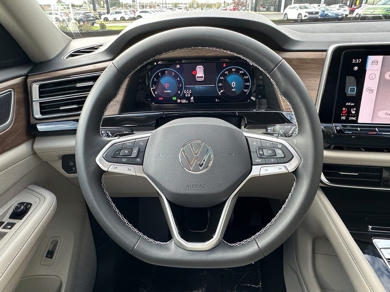 2026 Volkswagen Atlas 2.0T SE w/Technology 4MOTION