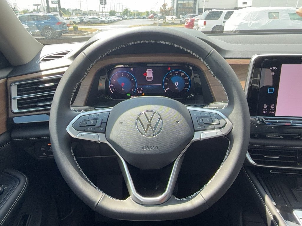 2026 Volkswagen Atlas 2.0T SE w/Technology 4MOTION