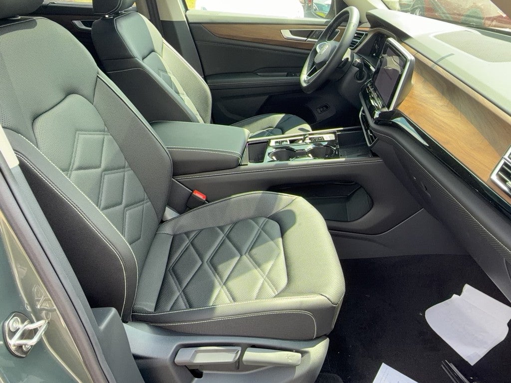 2026 Volkswagen Atlas 2.0T SE w/Technology 4MOTION