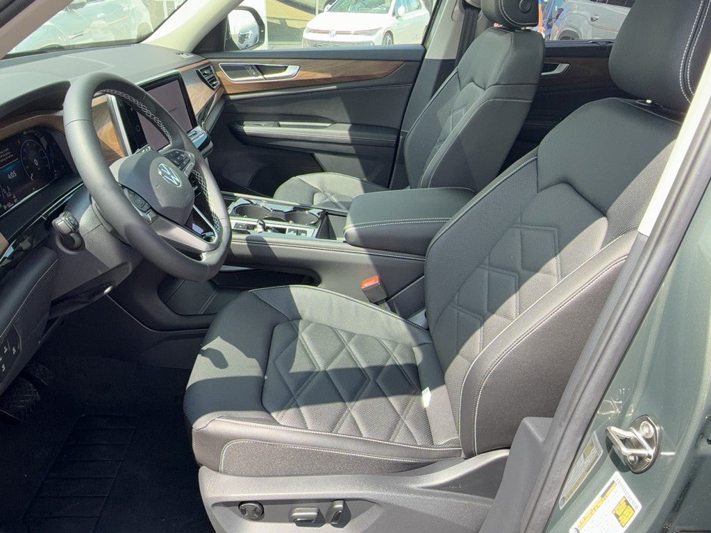 2026 Volkswagen Atlas 2.0T SE w/Technology 4MOTION