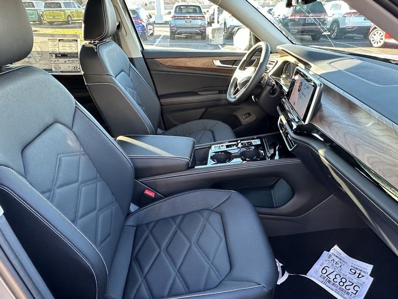 2026 Volkswagen Atlas 2.0T SE w/Technology 4MOTION