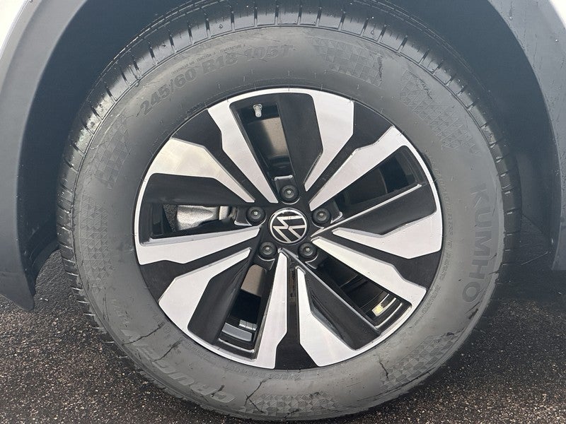 2026 Volkswagen Atlas Cross Sport 2.0T SE 4MOTION