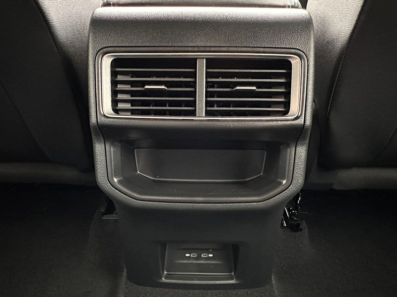 2026 Volkswagen Atlas Cross Sport 2.0T SE 4MOTION