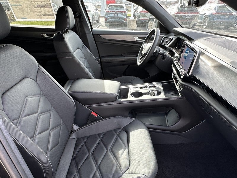 2026 Volkswagen Atlas Cross Sport 2.0T SE 4MOTION