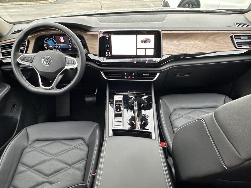 2026 Volkswagen Atlas 2.0T SE w/Technology FWD