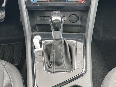 2026 Volkswagen Taos SE Black FWD