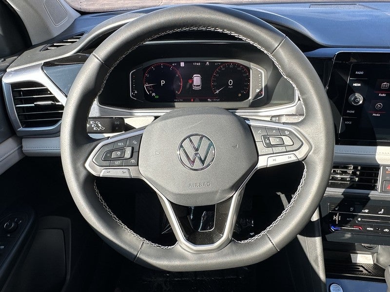 2026 Volkswagen Taos SEL 4MOTION