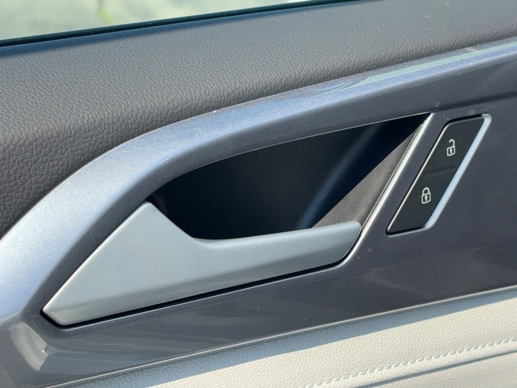 2026 Volkswagen Taos SEL 4MOTION