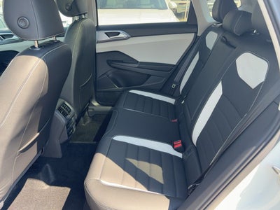 2026 Volkswagen Taos SEL 4MOTION