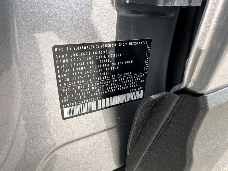 2025 Volkswagen Taos SEL 4MOTION