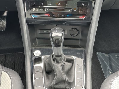 2026 Volkswagen Taos SEL 4MOTION