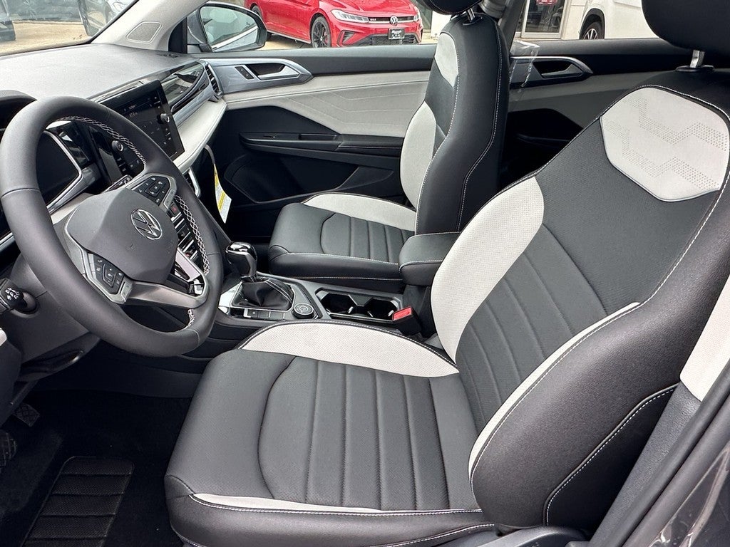 2026 Volkswagen Taos SEL 4MOTION