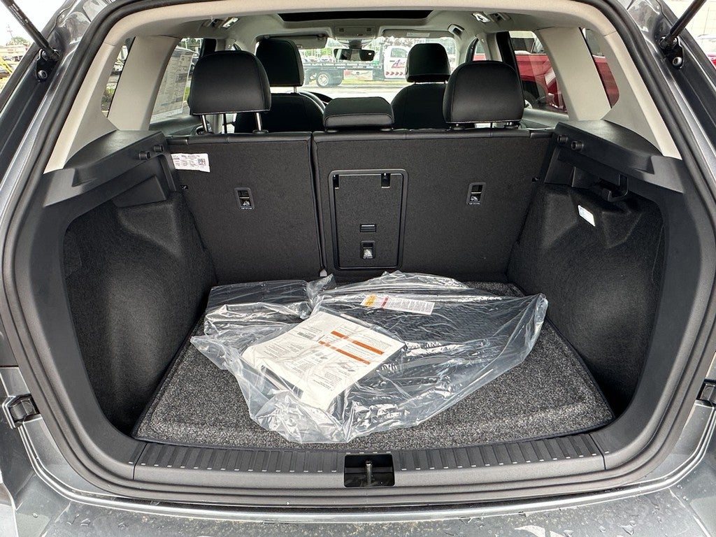 2026 Volkswagen Taos SEL 4MOTION