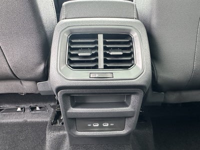 2026 Volkswagen Taos SEL 4MOTION