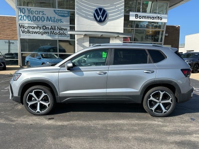 2025 Volkswagen Taos SEL 4MOTION