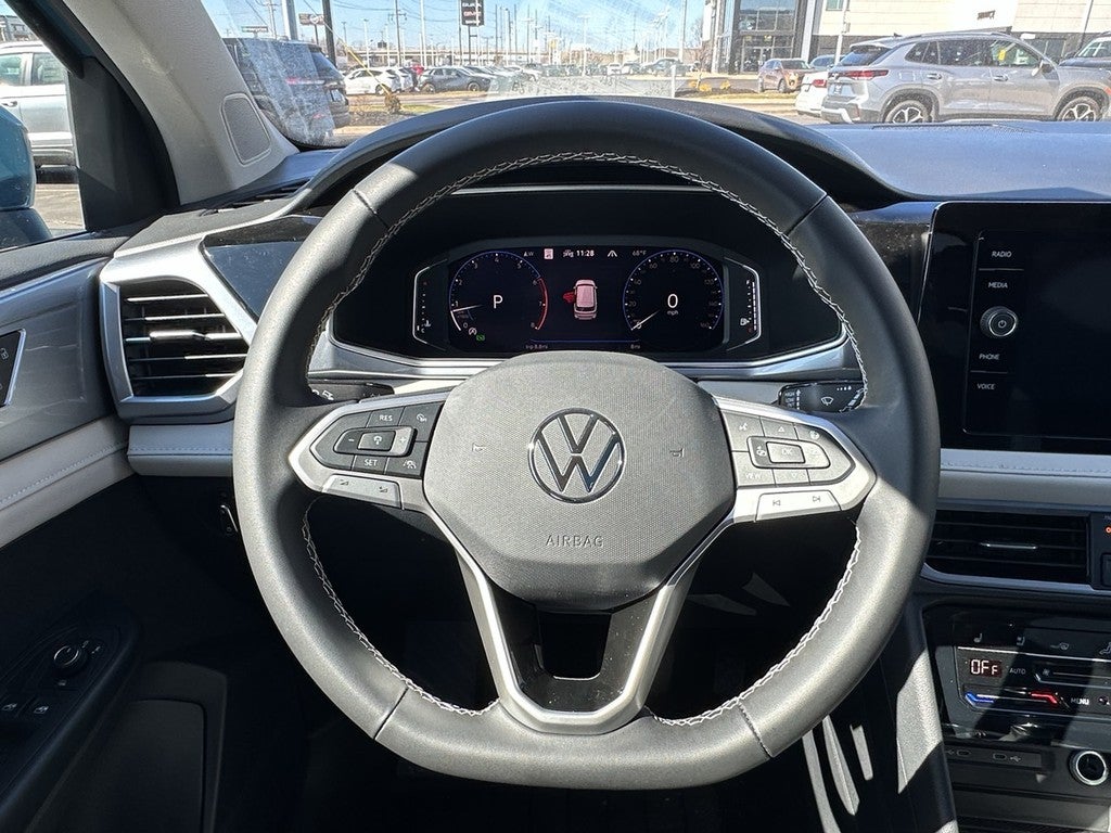 2026 Volkswagen Taos SEL 4MOTION