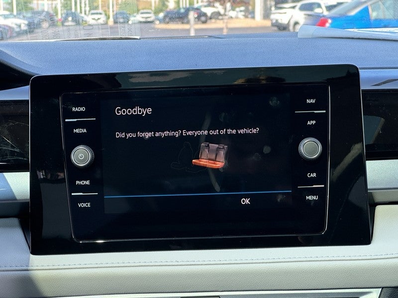 2025 Volkswagen Taos SEL 4MOTION