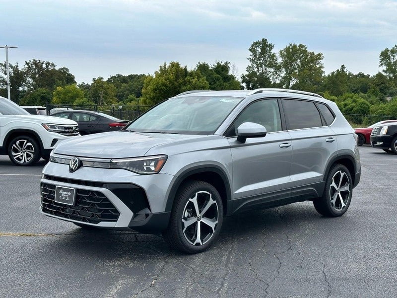 2025 Volkswagen Taos SEL 4MOTION