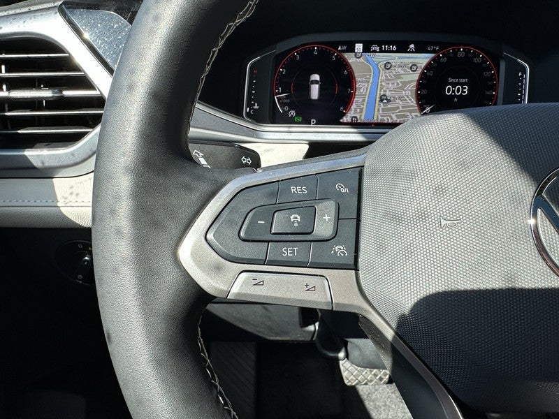 2025 Volkswagen Taos SEL 4MOTION