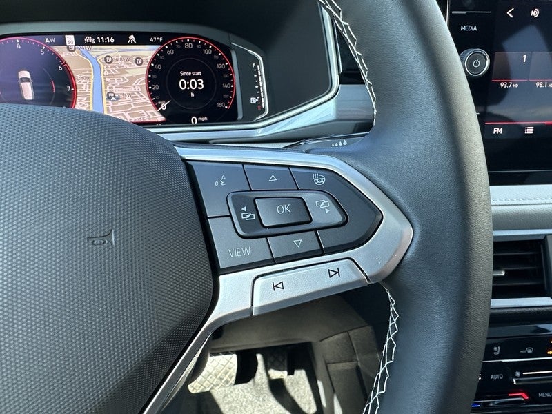 2025 Volkswagen Taos SEL 4MOTION