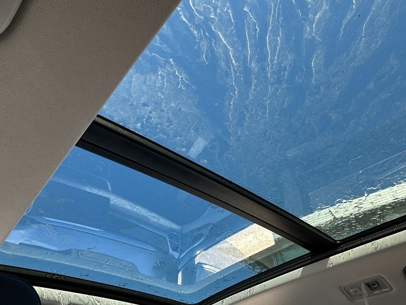 2025 Volkswagen Taos SEL 4MOTION