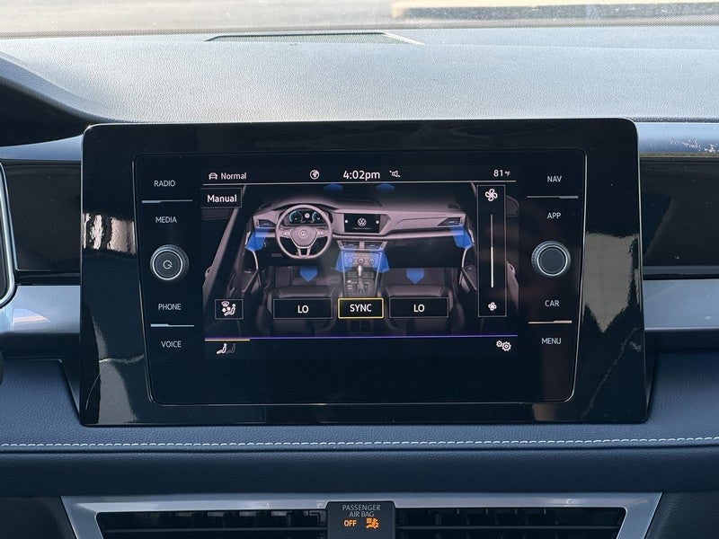 2025 Volkswagen Taos SEL 4MOTION