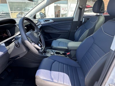 2025 Volkswagen Taos SEL 4MOTION