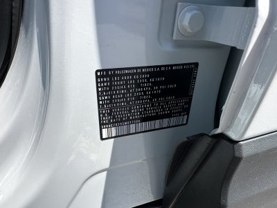 2025 Volkswagen Taos SEL 4MOTION
