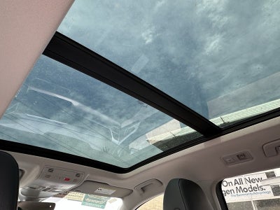 2025 Volkswagen Taos SEL 4MOTION