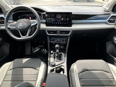 2025 Volkswagen Taos SEL 4MOTION