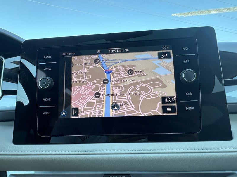 2025 Volkswagen Taos SEL 4MOTION