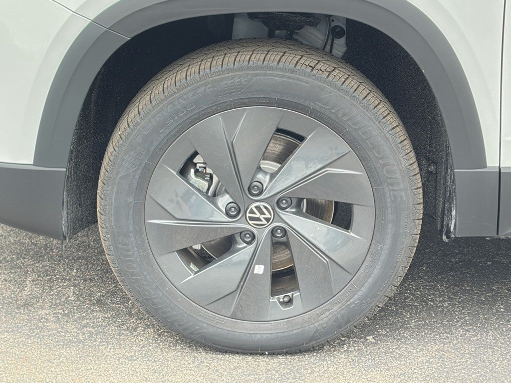 2026 Volkswagen Taos S FWD