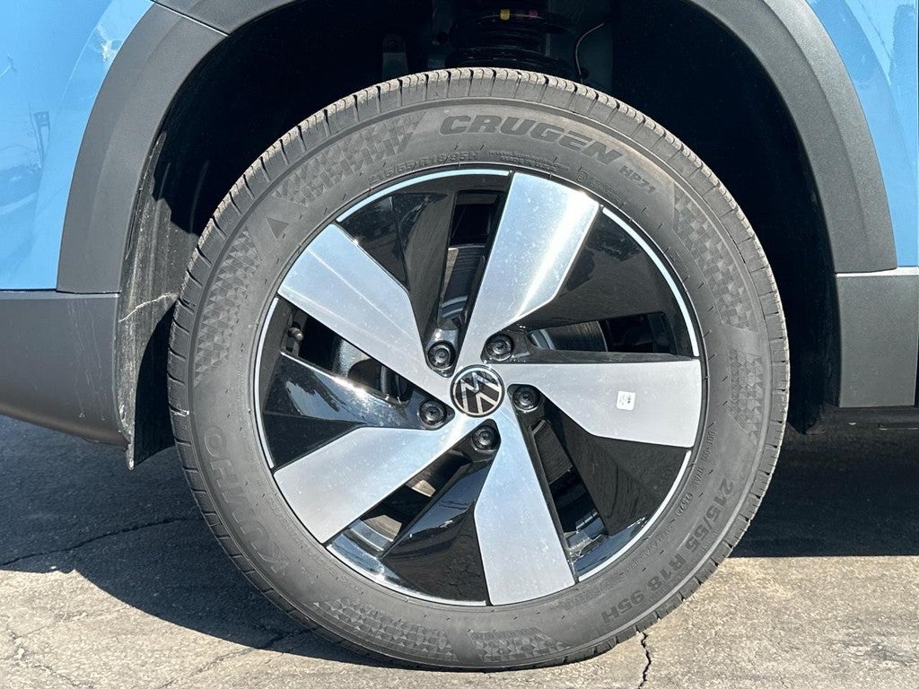 2026 Volkswagen Taos S 4MOTION