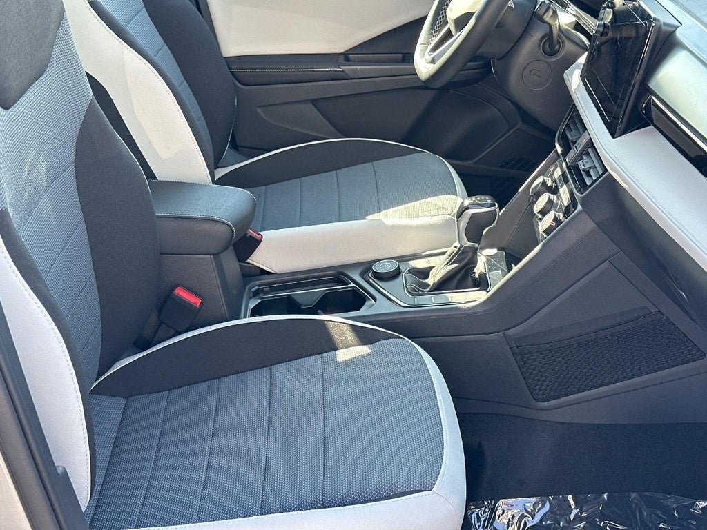 2026 Volkswagen Taos S 4MOTION